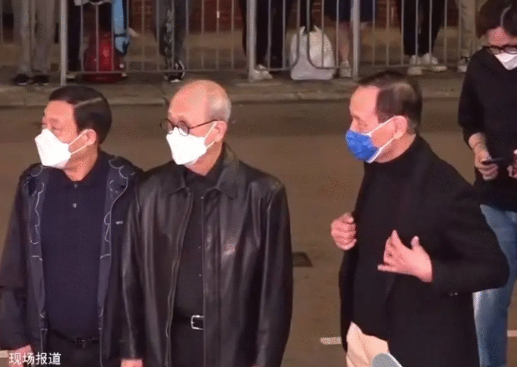 吴孟达葬礼:田启文被问到周星驰有些发烦,星爷一个举动令人点赞