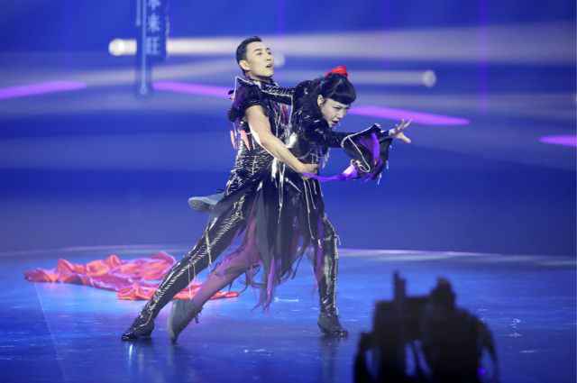 吴莫愁《新舞林大会》挑战激情斗牛舞 眼技满分让人惊叹