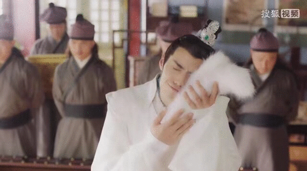 这部甜宠剧凭口碑大火,豆瓣高评7.6,短短16集全是精华