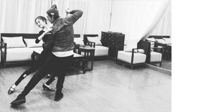 弦子亮相重庆 演唱曲目年份横跨13年