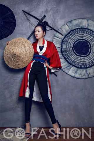 杨炅翰版《不同世界》 电视剧《猎毒人》推广曲首发 深情演绎悲恸旋律