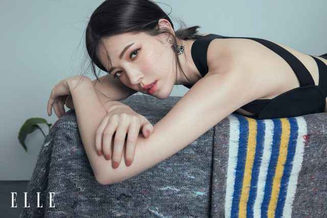 刘畊宏小泡芙温馨献唱《新乌龙院》 酷萌墨镜造型大跳“乌龙舞”