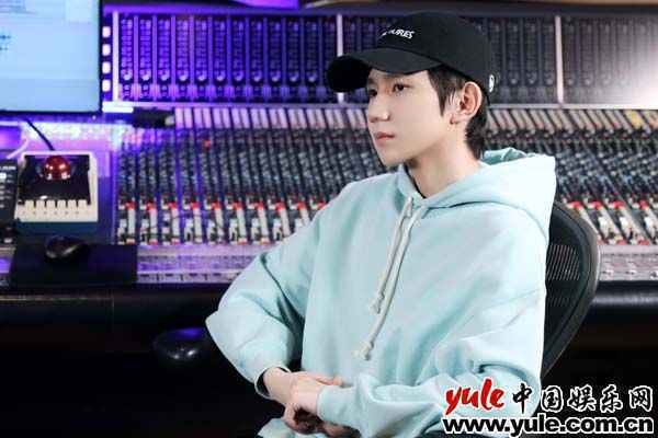 王源献唱《我的姐姐》主题曲《姐姐》 与张楚梦幻联动致敬经典