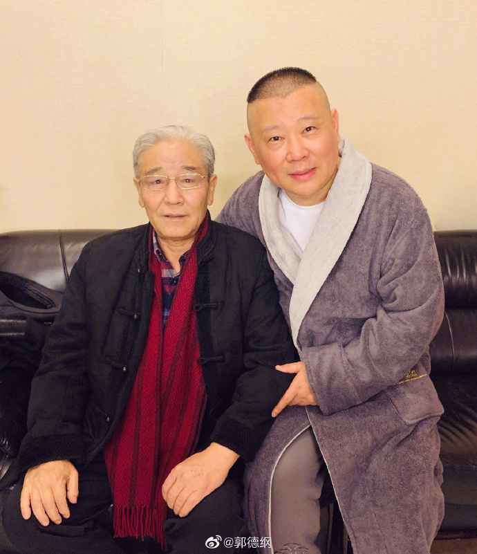 太打脸了！多位京剧名家捧场郭德纲，王珮瑜商演上座率却不足7成