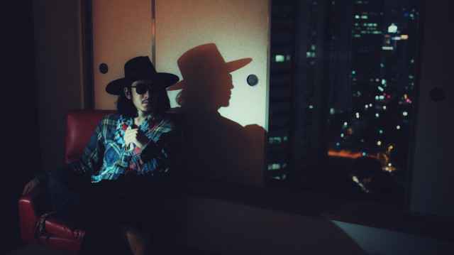 吴青峰现身春浪音乐节 献唱新歌《Everybody Woohoo》