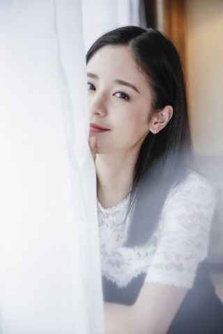 袁子芸加盟安建新剧《完美关系》首次挑战职场剧