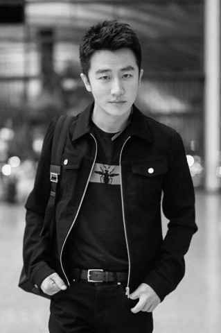 徐峥携《我不是药神》小队再现朴树经典 《生如夏花》 致敬生命绚烂