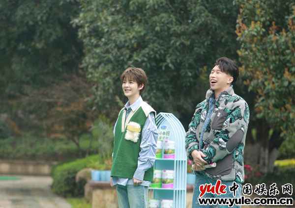 “爸爸,这次换我来保护你”!《爱上幼儿园6》萌娃让袁成杰烧饼管栎泪目