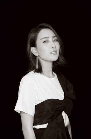 何洁新单《亲爱的游戏》上线 七宝宝妹惊喜“献声”