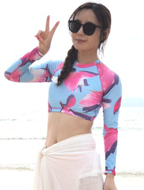 歌手王雨珊万宁沉船遗址拍摄MV遇险