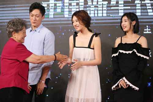 陈伟霆《一笔江湖》MV即将上线：执笔江湖，你敢来吗？