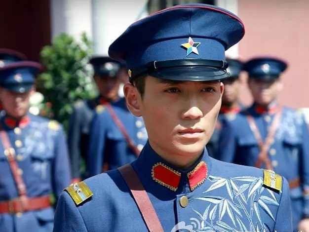 《镇魂》片方放出朱一龙拍戏出疹照 过往片场拼命史被曝光