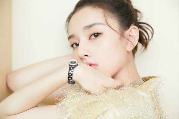 王凯挑战名曲《我等到花儿也谢了》获好评 “行走点唱机”得认证