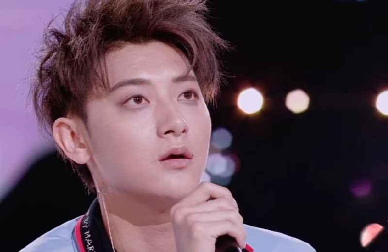 黄子韬又发飙？现场怒斥女生惹争议，性格使然还是要求太高？