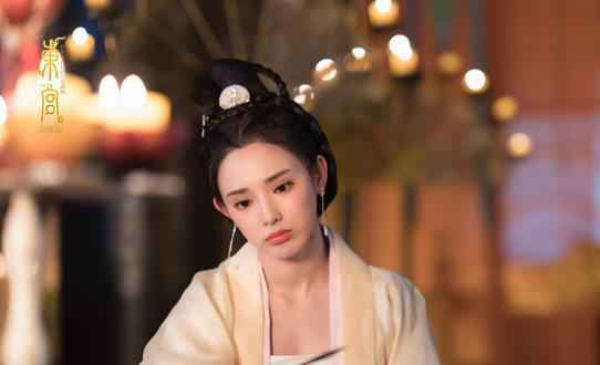 《东宫》添加“事业”副本 李承鄞小枫拯救“东宫女孩”低血糖