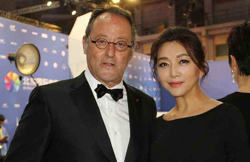 演员江珊在《跨界歌王》一展歌喉,魅力不减当年