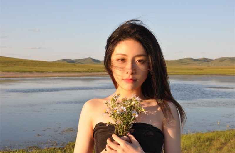 《青你2》从众人捧到劝其退赛，喻言这次还能够有望C位出道吗？