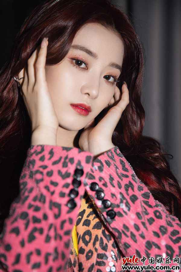 徐艺洋《天赐的声音》追寻音乐本心 《天天向上》全新体验沉浸密室