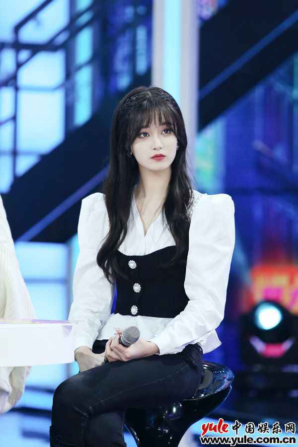 徐艺洋《天赐的声音》追寻音乐本心 《天天向上》全新体验沉浸密室