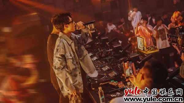 史宗伦首张EP《幼稚伦》上线 说唱新生向上之势