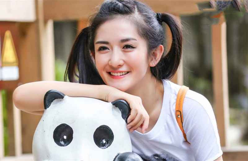 《朋友请听好》收官，易烊千玺专注于颠勺，自己曾经也做过外卖员