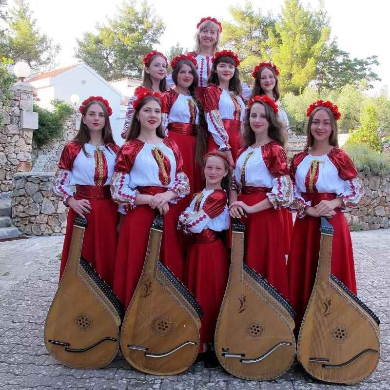 温柔民谣与伤痛悲歌，乌克兰国宝乐器的前世今生