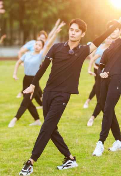 《青春环游记》王凯成拼命三郎 假声飙高音综艺力MAX