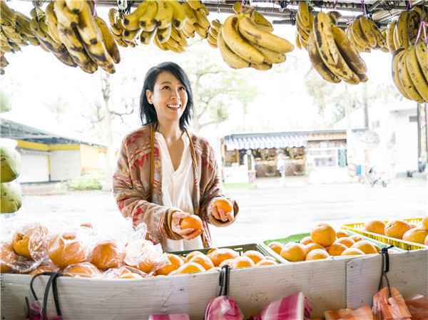 刘若英初春暖心大片“活力感”十足
