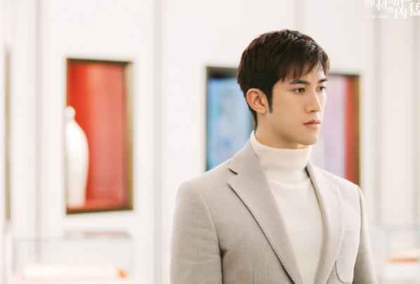 李治廷本色演绎藤科动物式成长 全新角色释青春