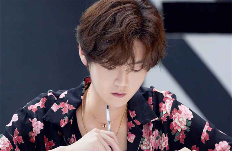 《创3》遭质疑，导师镜头多，网友：选女团还是看导师表演秀？