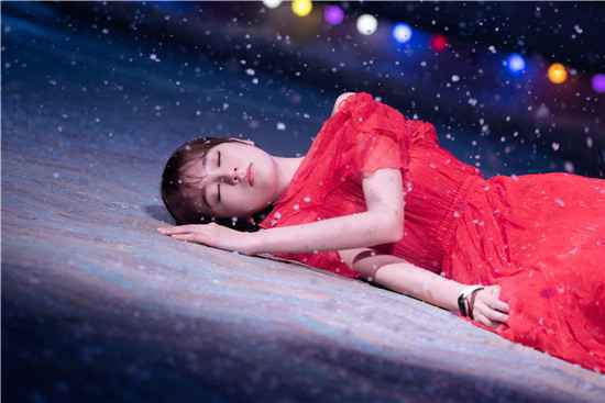 《我不能恋爱的女朋友》今日开播 倔强迷糊演绎超反差女孩