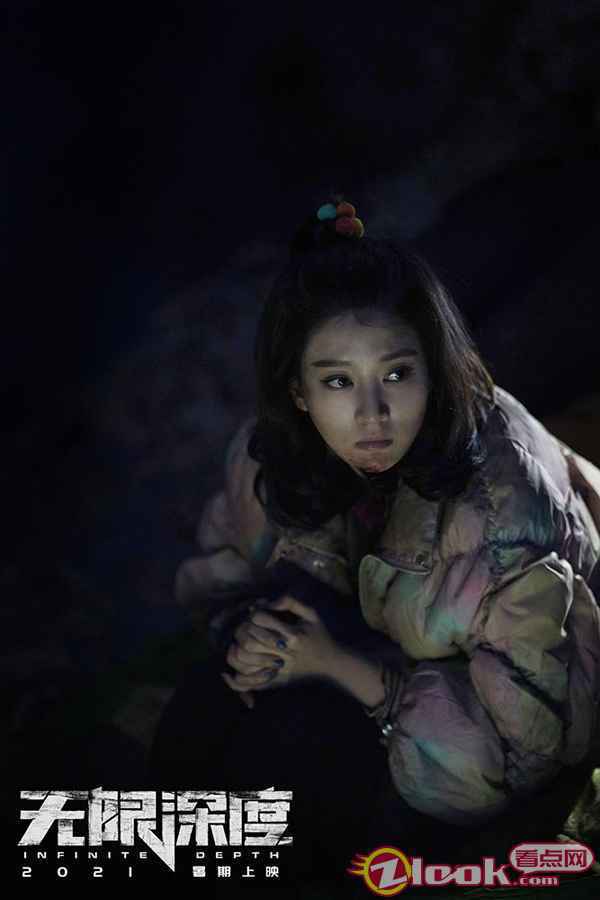 年度灾难巨制《无限深度》全员杀青 朱一龙黄志忠绝境求生诚献暑期