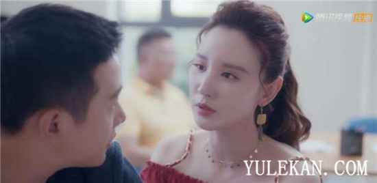 徐文昌和斯黛拉同样是被出轨，谁的做法你更欣赏？