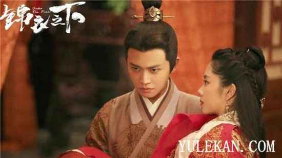 同样是热播剧的已婚男演员,凭什么张若昀没火,任嘉伦却火了?