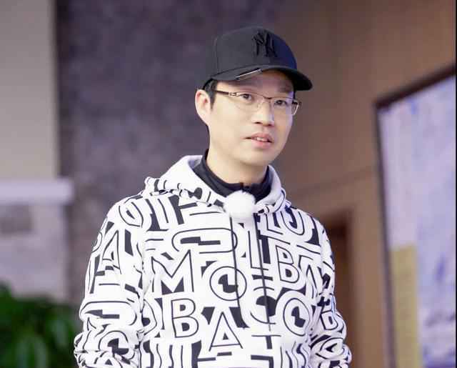 《极限挑战》开播遭吐槽、“男人帮”重聚新综艺