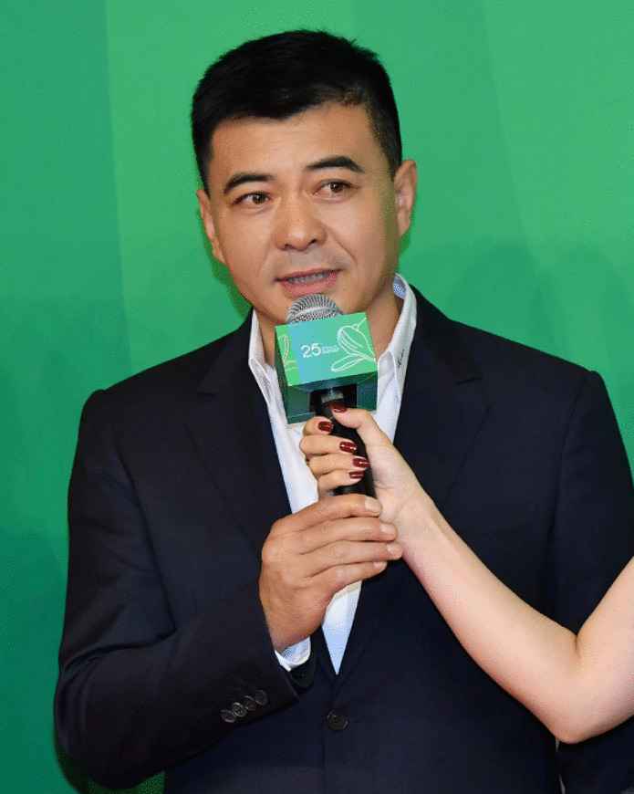 《妻子5》官宣，就被王新军秦海璐甜到了，幸福背后充满了不容易