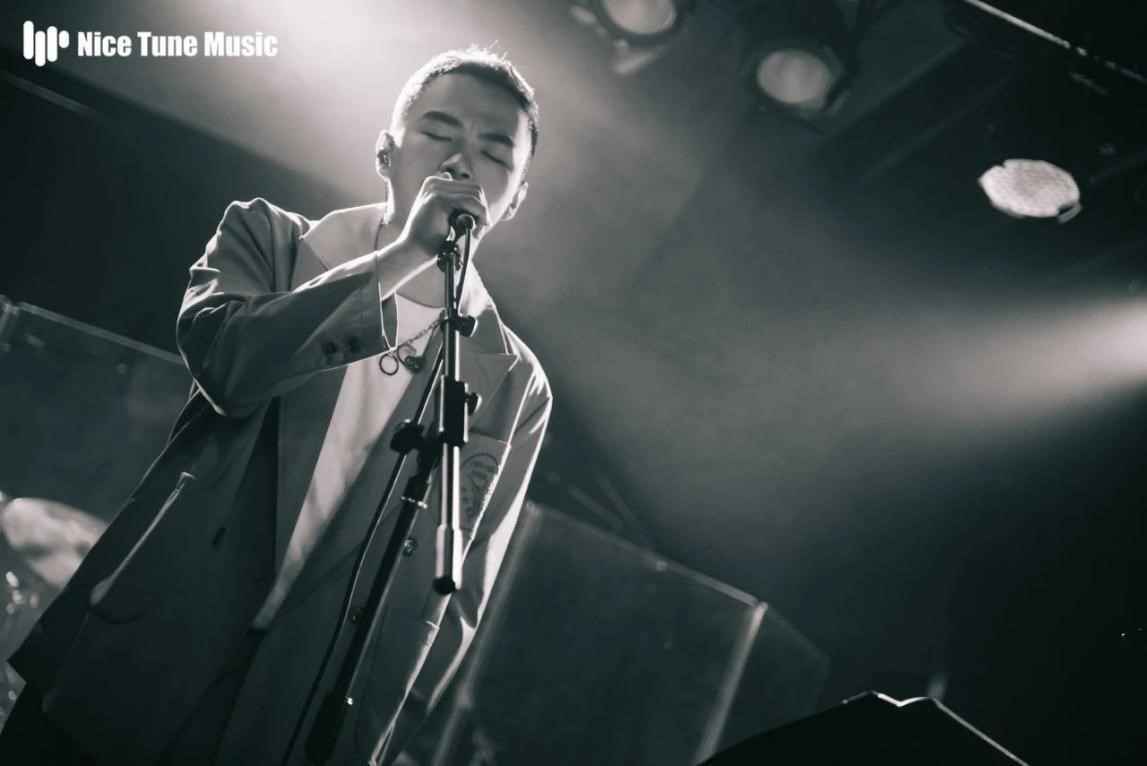 林启得新歌《依旧无依》上线，相遇与别离，歌声中寻找心中答案