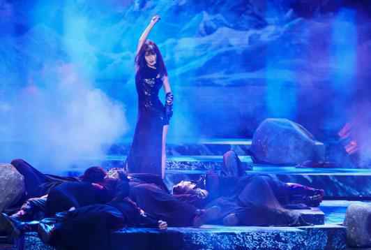 《跨界歌王》半决赛卢靖姗李菲儿双花齐放，不同风格碰撞谁能拔得头筹？