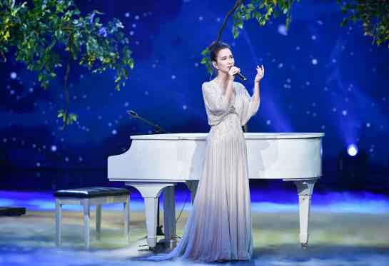 《跨界歌王》半决赛卢靖姗李菲儿双花齐放，不同风格碰撞谁能拔得头筹？