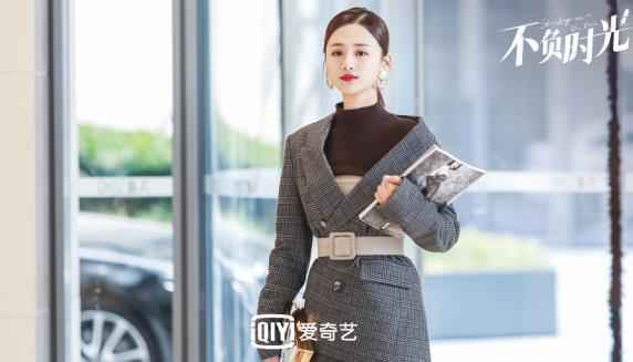 爱奇艺《不负时光》甜蜜收官 安悦溪邢昭林阐释“平凡而伟大”理念