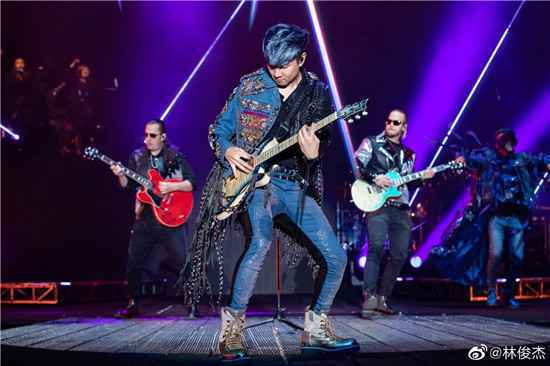 林俊杰镇江演唱完美收尾，暖心表白欢乐又可爱