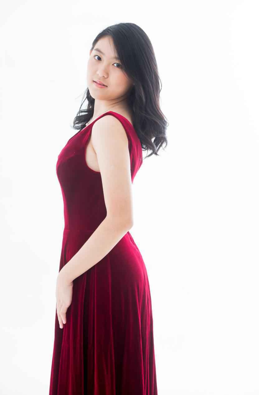 香港戏曲中心大剧院迎来首场钢琴音乐会——青年钢琴家廖偲婕