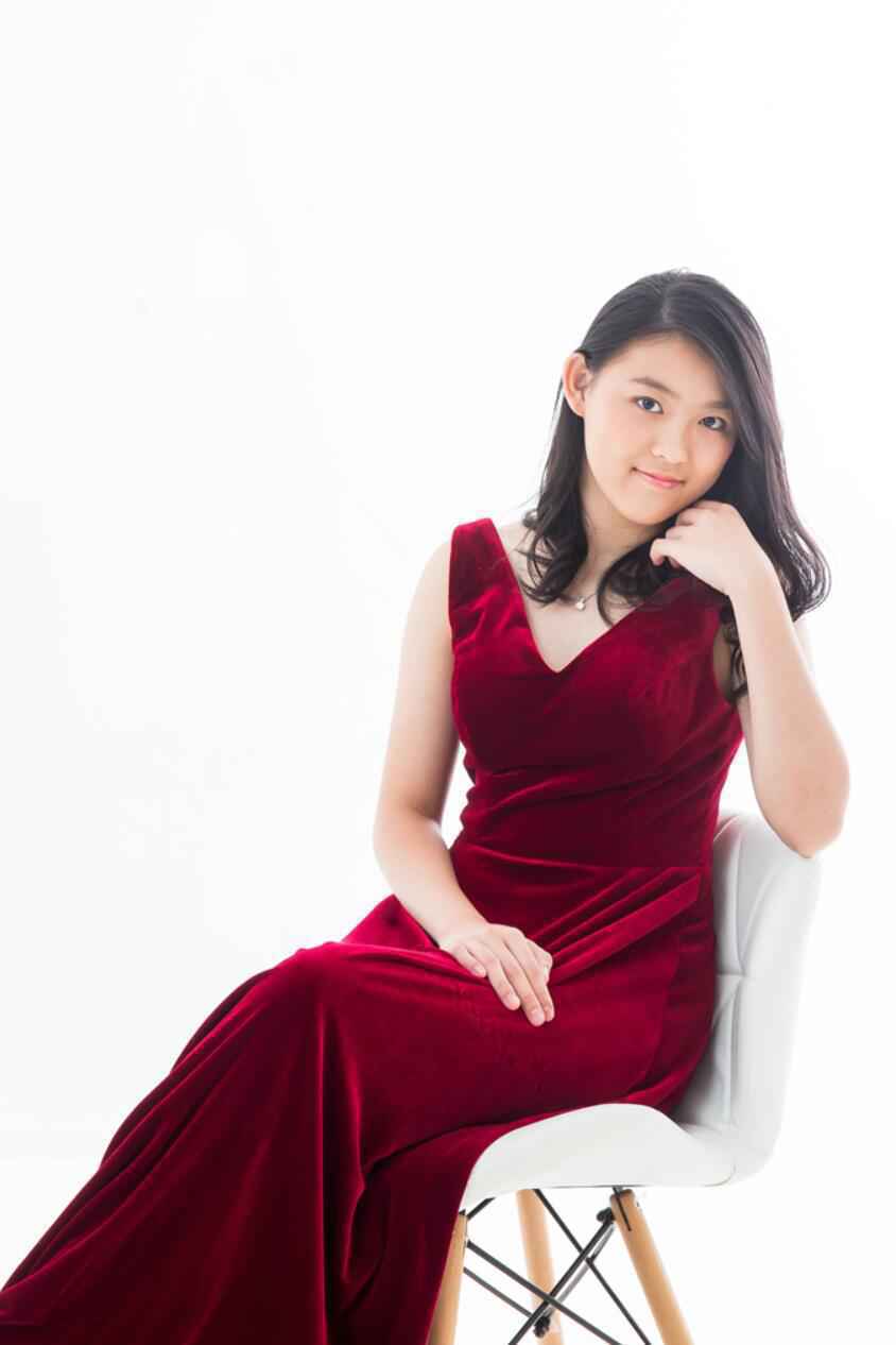 香港戏曲中心大剧院迎来首场钢琴音乐会——青年钢琴家廖偲婕