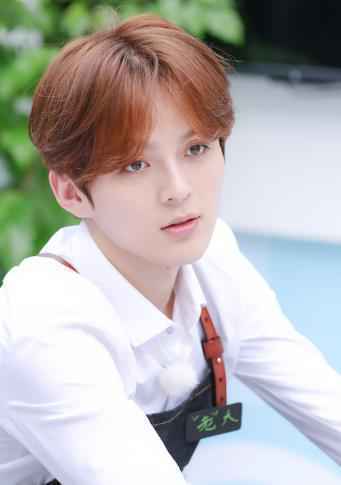 《心动的味道·厨语》“三好学生”赵品霖为做奶茶记笔记 郑泽霖化身段子手吐槽刁蛮顾客