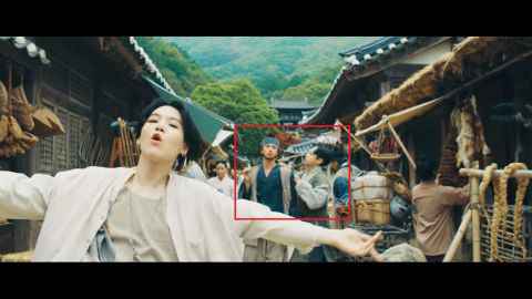 防弹少年团 SUGA「大吹打」MV公开路人太抢镜 : 阿米画错重点了