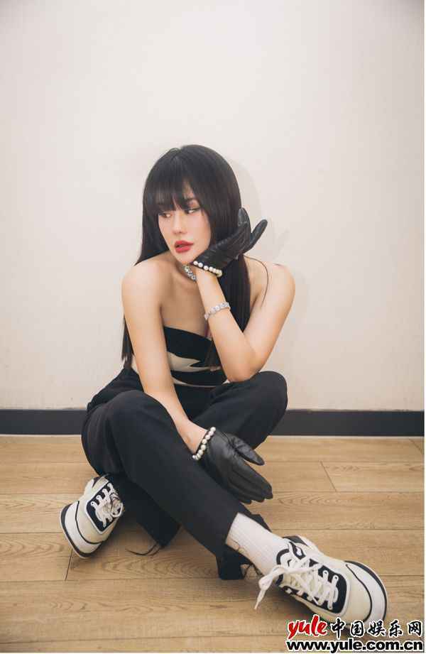 03 袁娅维全新单曲《如果你听见 (IM NOT GOOD)》发布,听见最真实的共鸣