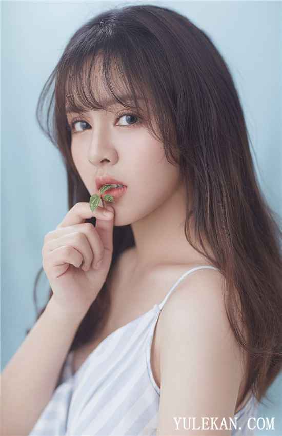 陈涵林《当我变成了我们》MV首发 张可颐任制作总监