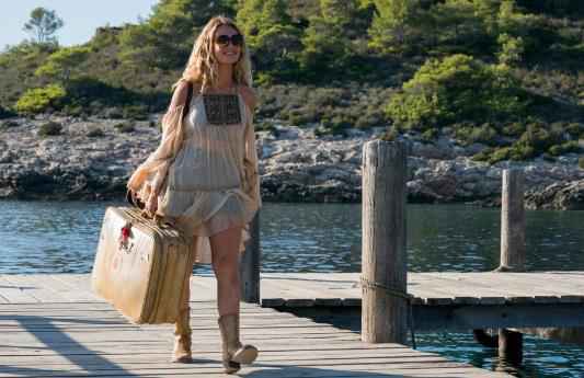 《妈妈咪呀2》定档8月3日 百老汇经典系列首登内地银幕