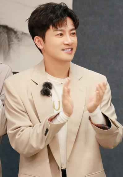 苏有朋《创造营2019》师生首次同台 青苹果减肥操笑翻全场