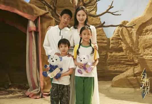 《幻乐之城》今晚开播 雷佳诠释民族音乐魅力 易烊千玺新歌首唱受关注